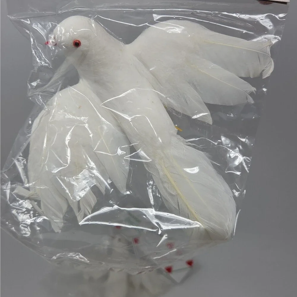 Lot 5 Vintage Nest Wire Feet Bird Christmas Ornament Cardinal and Dove